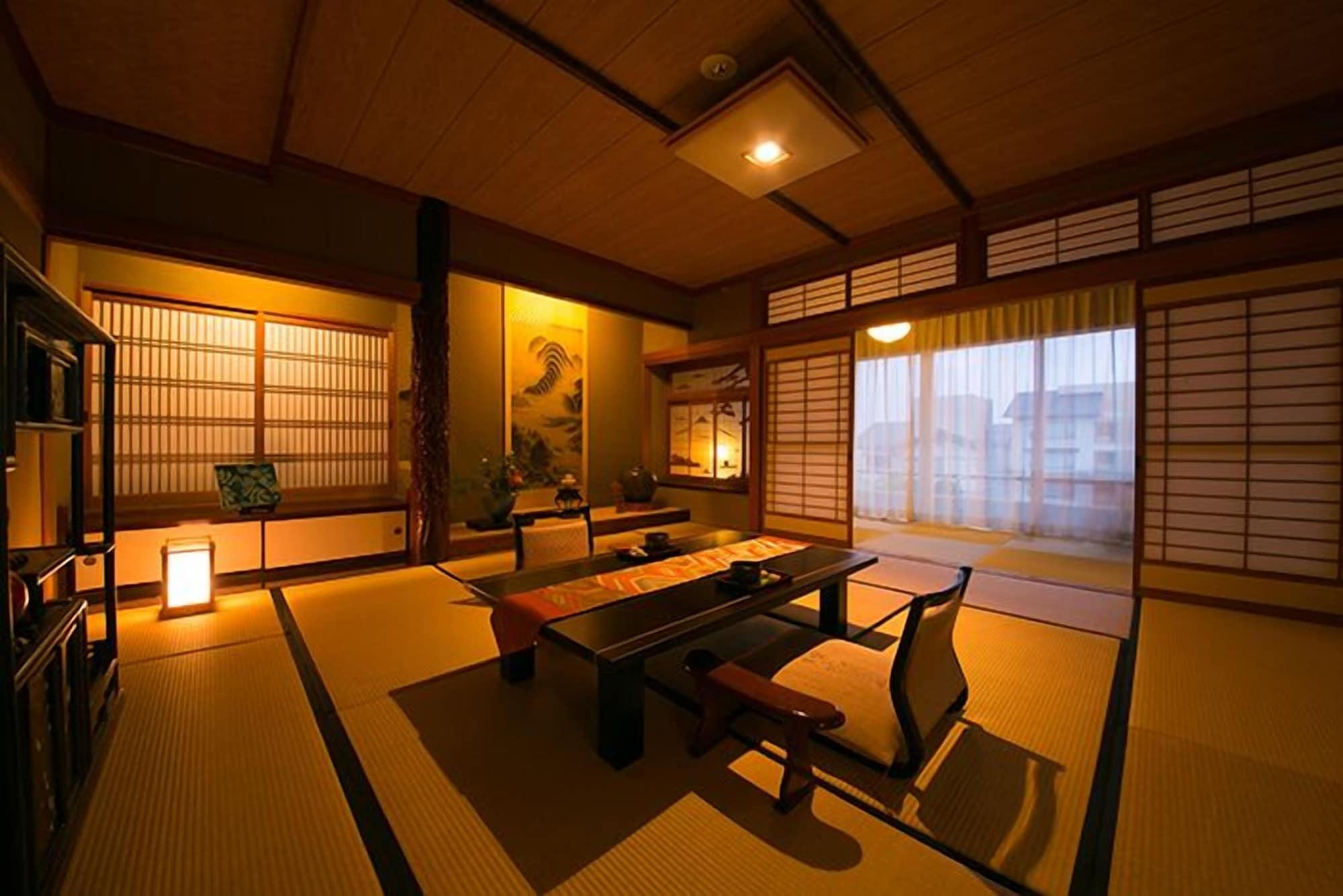 Отель Ibusuki Syusui-En Экстерьер фото