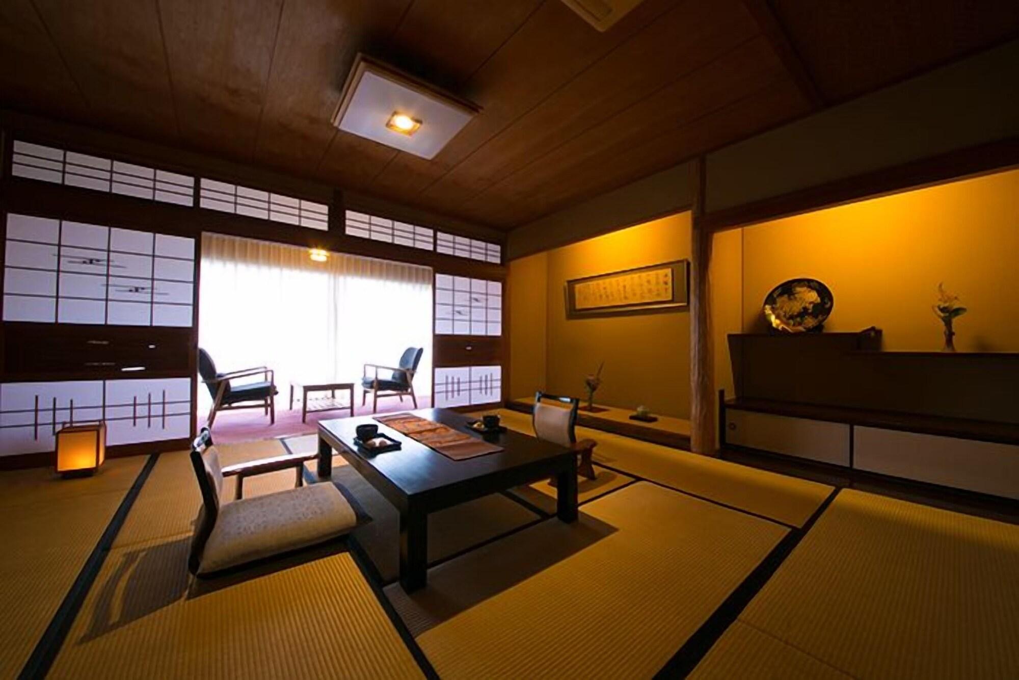 Отель Ibusuki Syusui-En Экстерьер фото